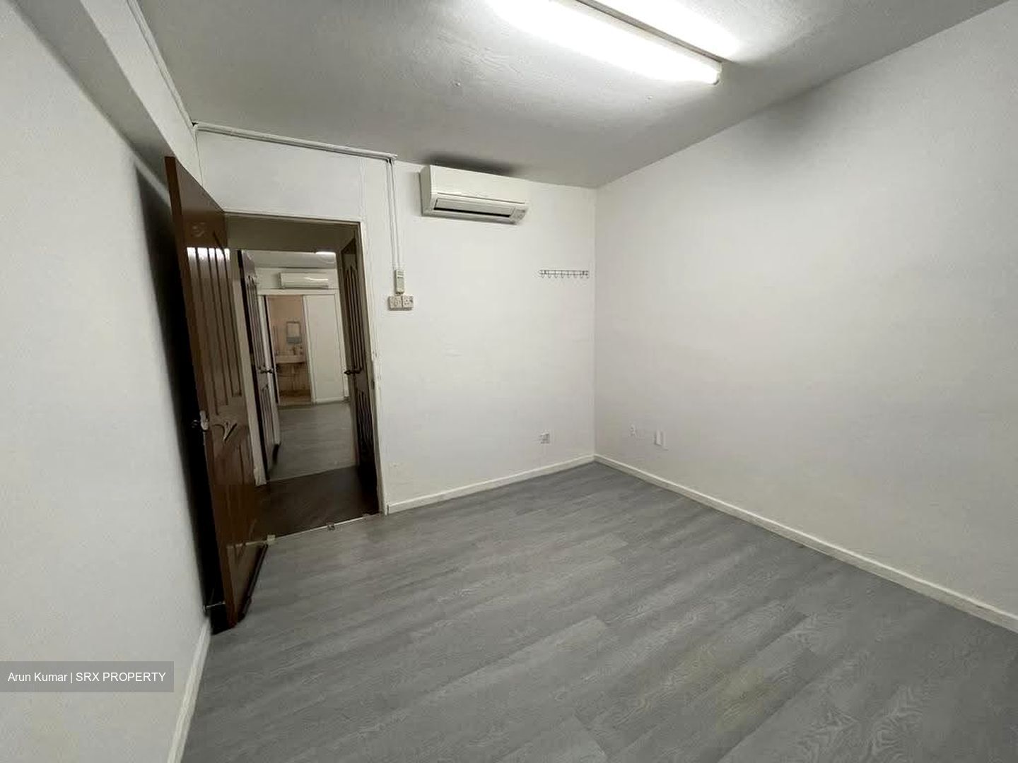 Hougang Avenue 1 (D19), Shop House #620587451